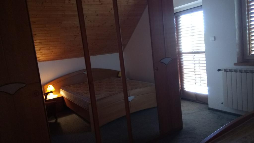 Sara Vendeghaz Apartment Balatonkeresztur Bagian luar foto