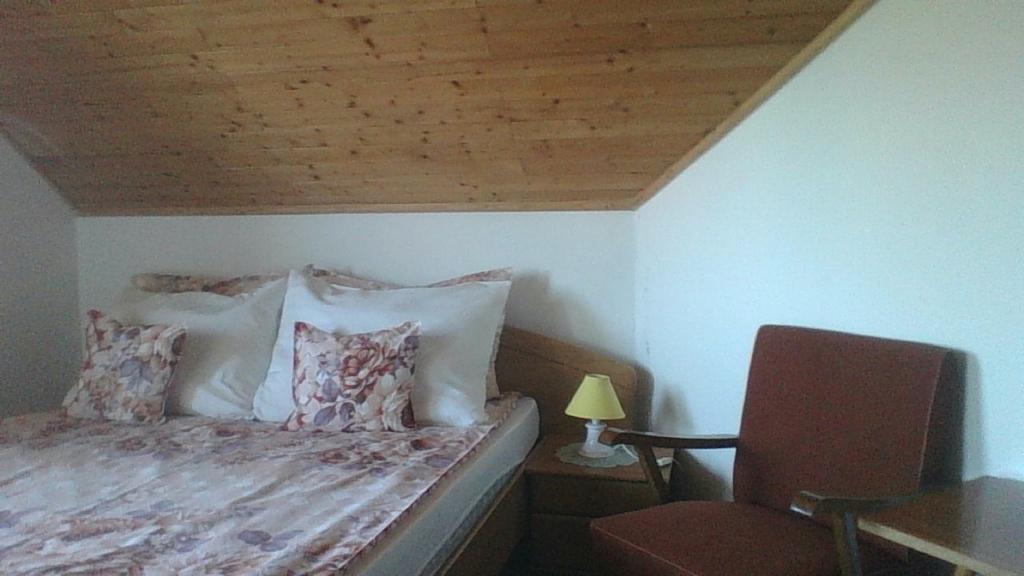 Sara Vendeghaz Apartment Balatonkeresztur Bagian luar foto